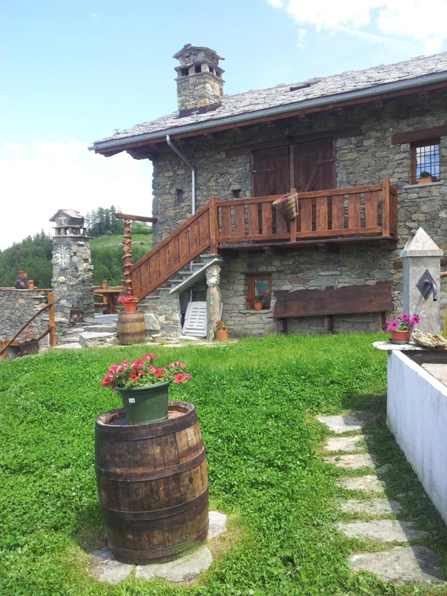Affittacamere Saint Salod Charvensod Ruang foto